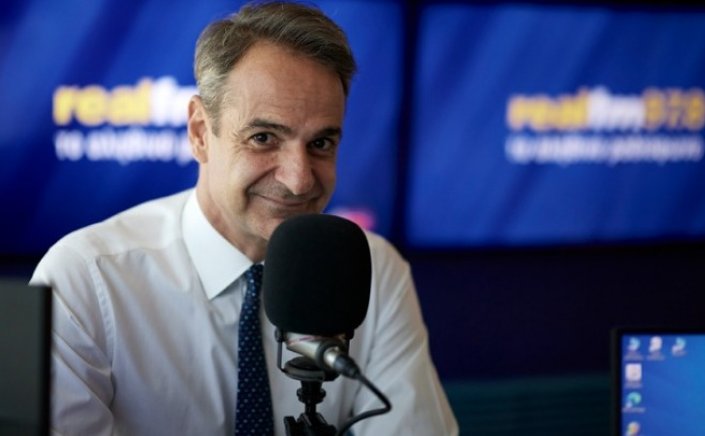PM Mitsotakis: Στη στήριξη ευάλωτων ομάδων και χαμηλοσυνταξιούχων τα 300 εκατ. ευρώ από την έκτακτη φορολόγηση στα κέρδη των διυλιστηρίων