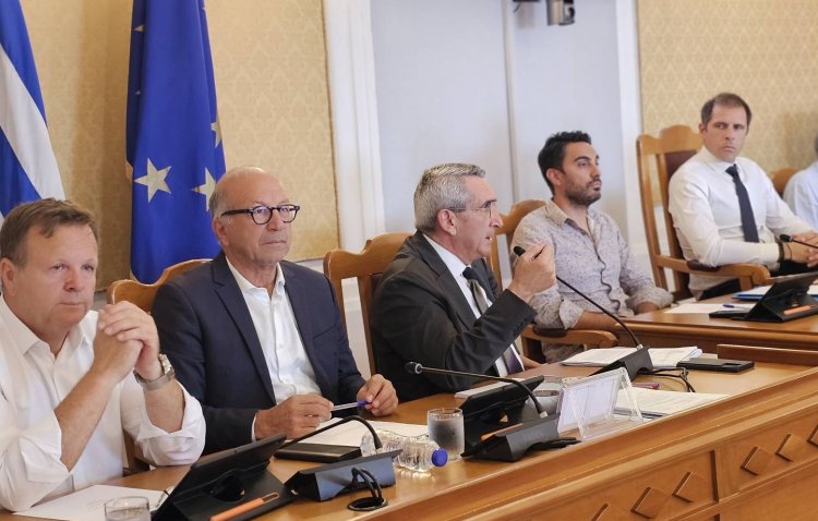 Aegean Islands: Διεύθυνση Παρακολούθησης Φέρουσας Ικανότητας  καθώς και Γραφεία Κλιματικής Ουδετερότητας συστήνει η Περιφέρεια Ν. Αιγαίου