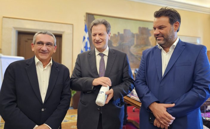 Aegean Islands - Θεόδωρος Σκυλακάκης από τη Ρόδο: «Τον Σεπτέμβριο στον “αέρα” το έργο της ηλεκτρικής διασύνδεσης της Δωδεκανήσου»