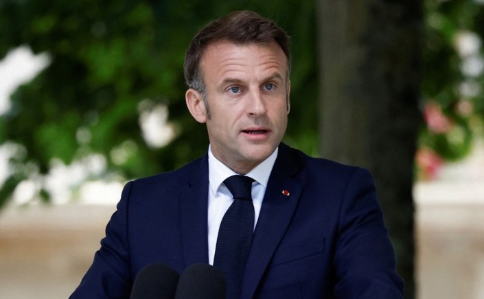 France's Macron: Πολιτικό χάος στη Γαλλία!! Ο Μακρόν αρνείται να ορίσει πρωθυπουργό υποψήφιο από την Αριστερά!!