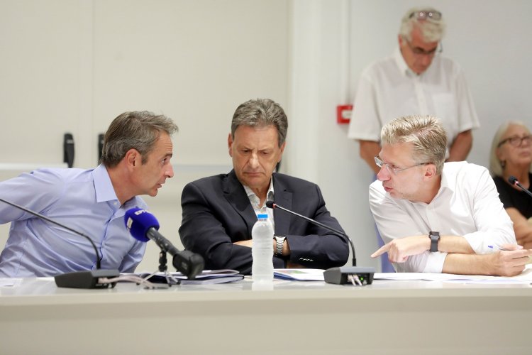 Maximos Mansion: Η Κυβέρνηση με το βλέμμα στραμμένο στην επόμενη ημέρα - Οι δύσκολες «μάχες» και η προσπάθεια για θετική ατζέντα