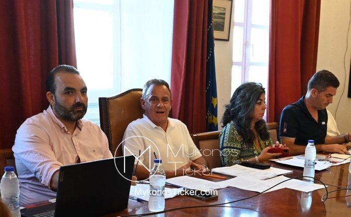 Όταν αποκαλυφθούν τα σκοτεινά και δυσώδη “επιτεύγματα“ της παρεούλας, τότε ο πολιτικός διασυρμός θα είναι ανελέητος