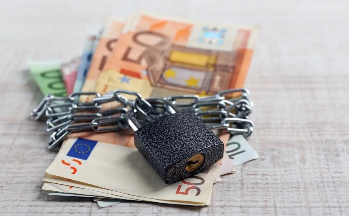 Automatic Confiscation: Αγριεύει η Εφορία με πάνω από 200 κατασχέσεις την ημέρα