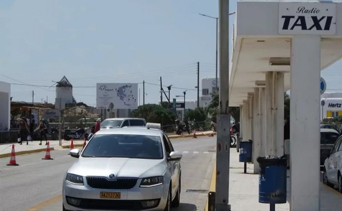 POS in taxis: POS στα ταξί!! Προθεσμία 5 εβδομάδων για να κολλήσουν οι οδηγοί το ενημερωτικό αυτοκόλλητο!!