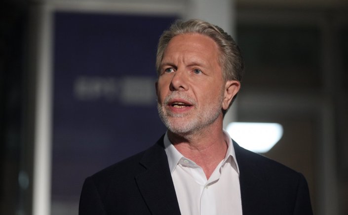 PASOK Leadership Candidates: Πρώτη φορά σε εκλογές νικητής είναι -και- ο τρίτος!!