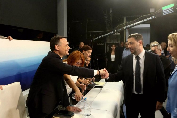 PASOK Leadership Candidates: Και τώρα οι δυο τους!! Τα «χαρτιά» Ανδρουλάκη και Δούκα για τον β’ γύρο - Τι θα κάνουν Γερουλάνος, Διαμαντοπούλου!!