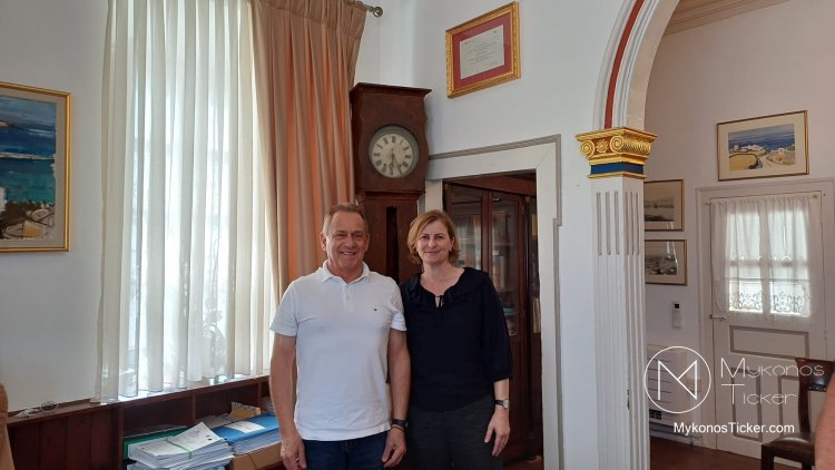 Την Πρέσβη της Αυστραλίας στην Αθήνα, Julia Postle υποδέχθηκε ο Δήμαρχος Μυκόνου Χρήστος Βερώνης