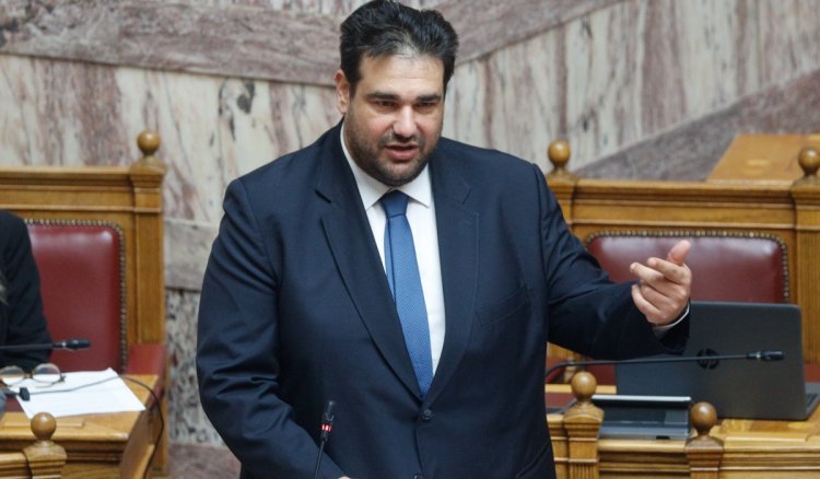Interior Min Livanios: Δεν έχει αποφασιστεί καμία αύξηση δημοτικών τελών και τέλους παρεπιδημούντων από τους δήμους προς τις επιχειρήσεις