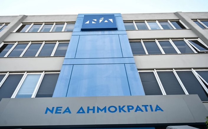 Political Development: Ηχηρή αποχώρηση από τη ΝΔ με σφοδρά πυρά κατά Μητσοτάκη και υποστήριξη σε Σαμαρά