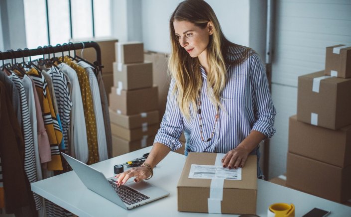 Taxation and Taxes: Ηλεκτρονικό μάτι της εφορίας στο εμπόριο και δεκαπλασιασμός προστίμων!!