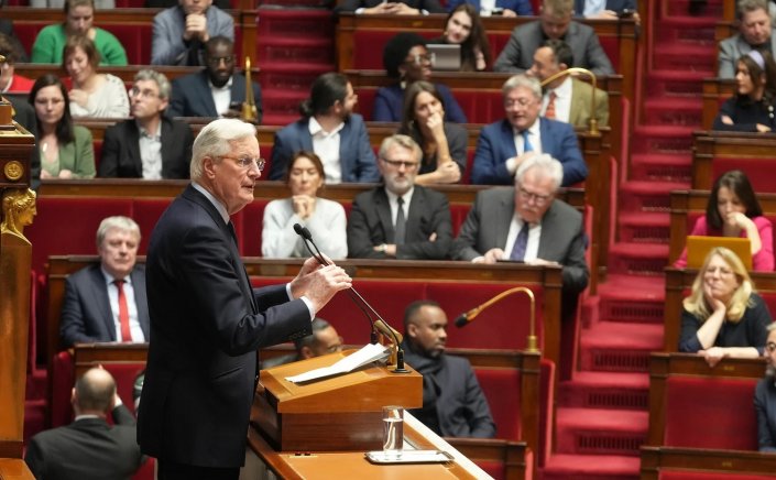 Barnier's government collapses: Χάος στη Γαλλία!! Η κυβερνητική κατάρρευση και τα σενάρια της επόμενης ημέρας - Ανάλυση Guardian