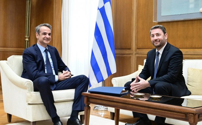 Mitsotakis-Androulakis meeting: Επιστολική ψήφο μόνο για τους ομογενείς - Δεν αλλάζει ο εκλογικός νόμος