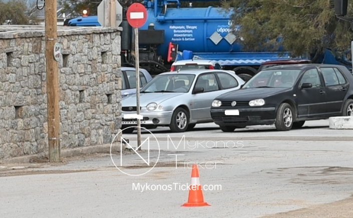 Ολιγόωρη διακοπή υδροδότησης λόγω απρόοπτης βλάβης στον κεντρικό αγωγό του δικτύου ύδρευσης στην πλατεία Κόρφου