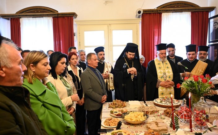 Δείτε ζωντανά την Κοπή της Πρωτοχρονιάτικης πίτας του Δήμου Μυκόνου 