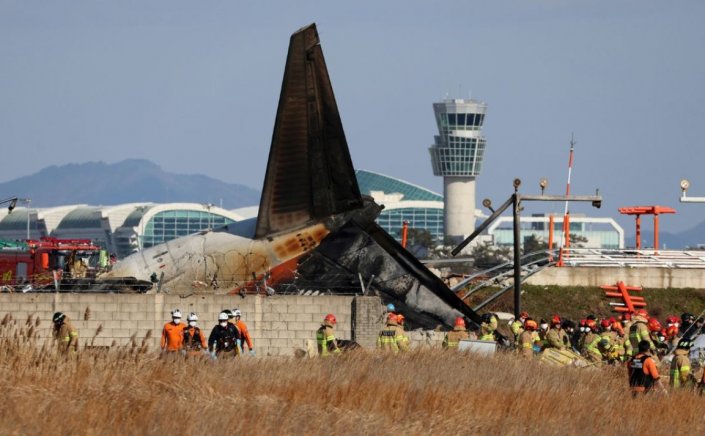 South Korea plane crash: Επιβεβαιώθηκε το χειρότερο σενάριο - 179 οι νεκροί, δύο επιζώντες