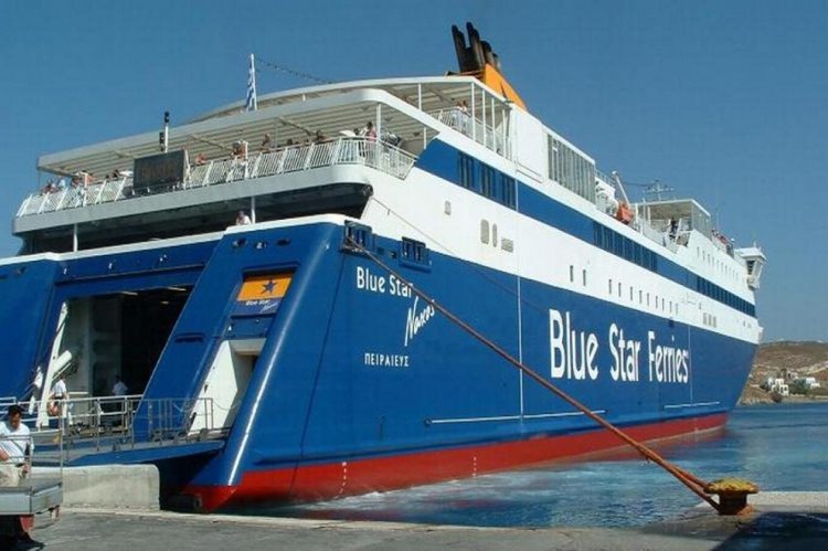 Ferry Services – Sailing ban: Αναστέλλεται την Παρασκευή 27/12 το δρομολόγιο του “Blue Star Naxos”, από Πειραιά για Μύκονο, λόγω απαγορευτικού