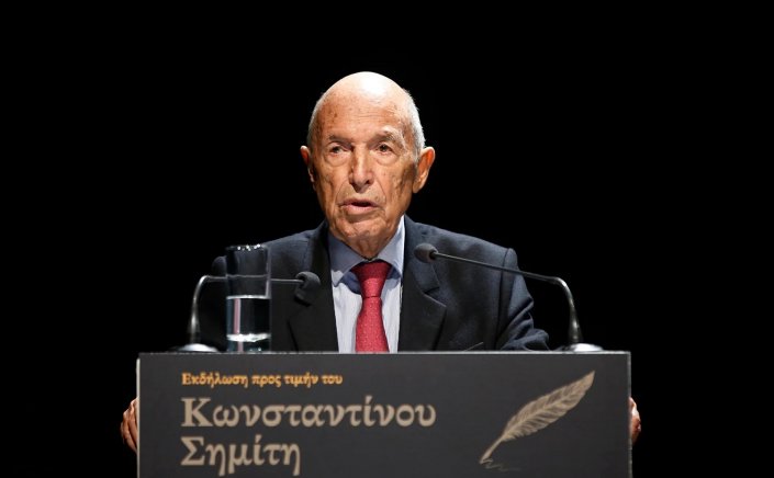 Notable Death: Τετραήμερο εθνικό πένθος για τον θάνατο του Κώστα Σημίτη – Δημοσία δαπάνη η κηδεία του