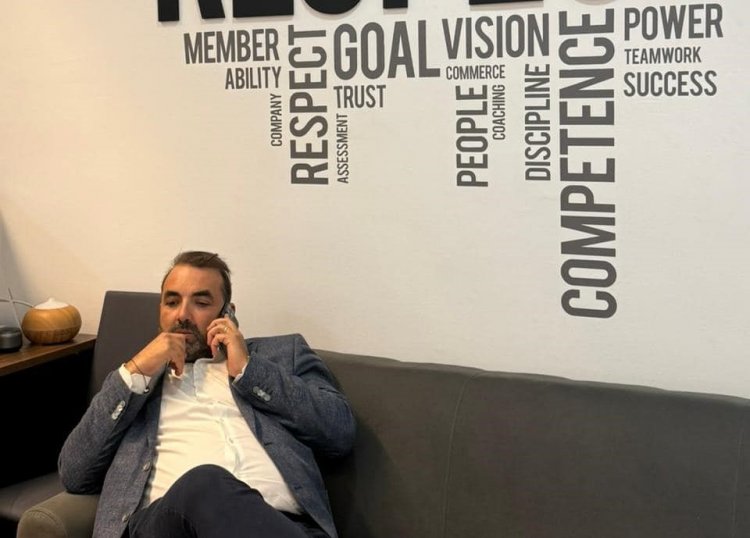 Ευχές για τη Νέα Χρονιά από τον Πρόεδρο του Δημοτικού Συμβουλίου Μυκόνου Σταύρο Γρύμπλα