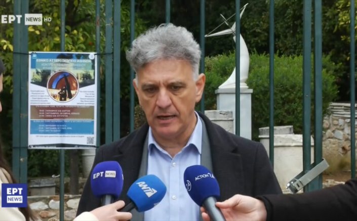 Santorini earthquakes - Β. Καραστάθης: Είμαστε ακόμη στη μέση του δρόμου