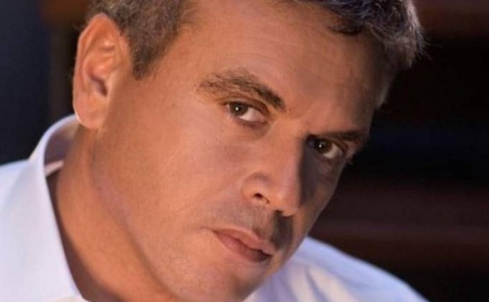 Notable Death: Θλίψη στον καλλιτεχνικό χώρο, σκόρπισε η είδηση του θανάτου του Μανώλη Λιδάκη....