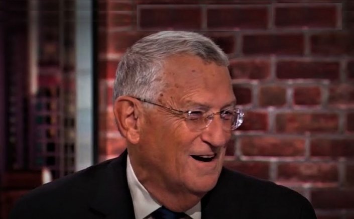 Stan Greenberg: Η επιστροφή του Γκρίνμπεργκ, τα καλά και τα κακά μαντάτα και η ηλικιακή ανανέωση!!