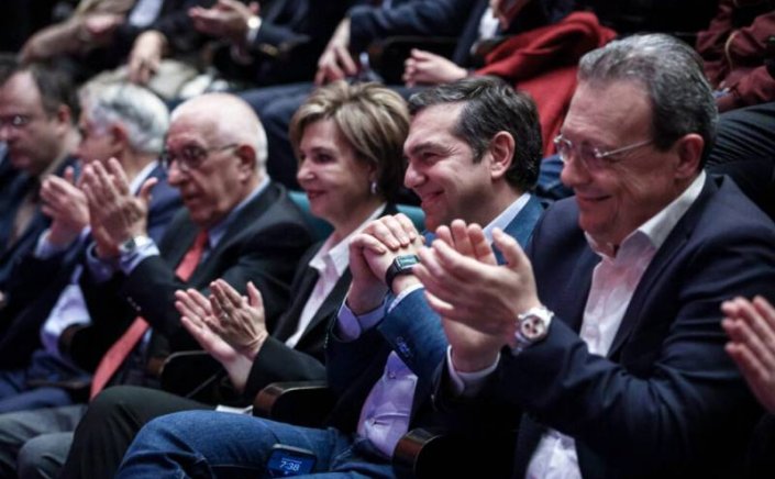 SYRIZA Alexis Tsipras: Στην παρουσίαση του βιβλίου του Γιάννη Μπαλάφα - «Το σημερινό καθεστώς οδηγεί την πατρίδα στα βράχια»