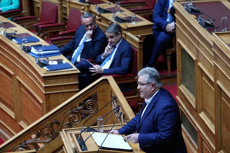 KKE Leader Koutsoubas: Ο Κουτσούμπας επιμένει «Ο λαός μίλησε και το μήνυμα δεν μπορείτε να το πλαστογραφήσετε - Ποιον καλύπτετε;»