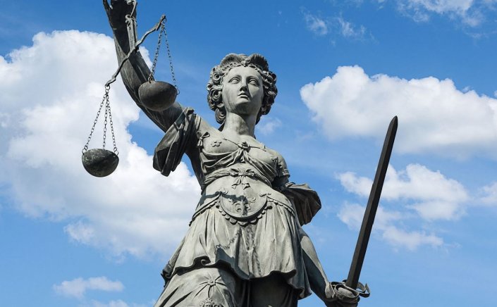 Union of Judges & Prosecutors: Τρίπτυχο προτάσεων, ενόψει συνταγματικής αναθεώρησης, από την  Ένωση Δικαστών & Εισαγγελέων [Video]