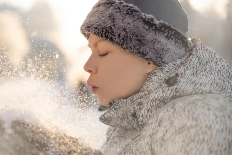 Greece braces for cold: Tοπικές βροχές στις Κυκλάδες από το βράδυ - Χαλάει ο καιρός σε όλη τη χώρα!! Χειμωνιάτικο κρύο για μέρες και στο Αιγαίο!!