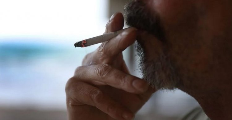 EU slaps tariffs on US: Η ΕΕ στοχεύει τις κόκκινες πολιτείες του Τραμπ με δασμούς σε αμερικανικά φορτηγά, τσιγάρα και παγωτά [Politico]