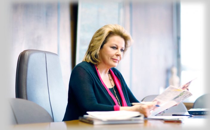 Politics & Current Affairs: Τα «ντολμαδάκια» της Λούκας & οι μυστικοί δείπνοι για νέο φορέα της Κεντροαριστεράς