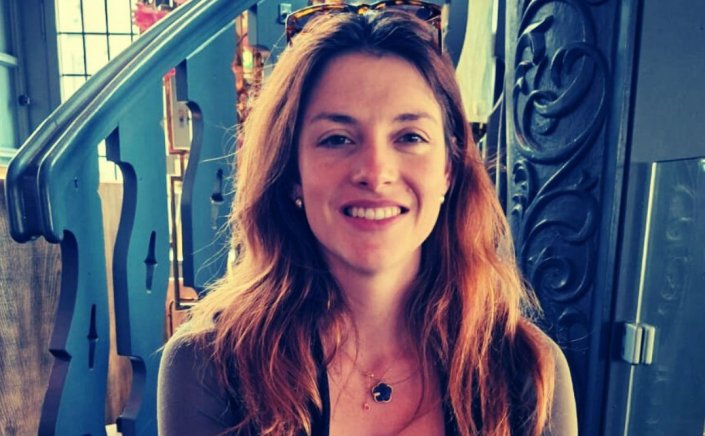 Xpήστos Bεpώvηs: Χρόνια Πολλά σε όλες τις Ελένες, όλες τις Κωνσταντίνες και όλους τους Κωνσταντίνους της Μυκόνου μας!