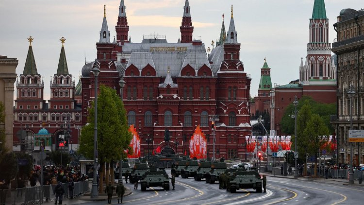 Putin's 3-day ceasefire: Τέθηκε σε ισχύ η τριήμερη κατάπαυση του πυρός που κήρυξε μονομερώς η Ρωσία