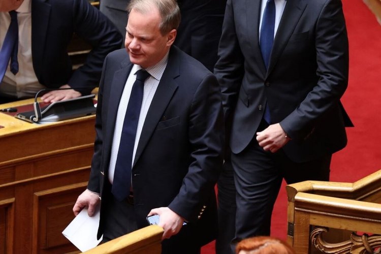 Preliminary investigation: Η πρόταση Προανακριτικής της ΝΔ - Για πλημμέλημα παράβασης καθήκοντος ο Κ. Καραμανλής [Έγγραφο]