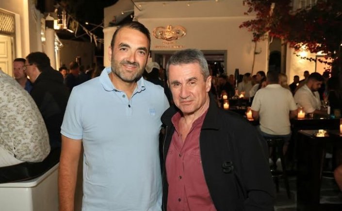 Μήνυμα Σταύρου Γρύμπλα για δυναμική εκκίνηση της τουριστικής σεζόν, καλωσορίζοντας το καλοκαίρι με τον Ανδρέα Λοβέρδο