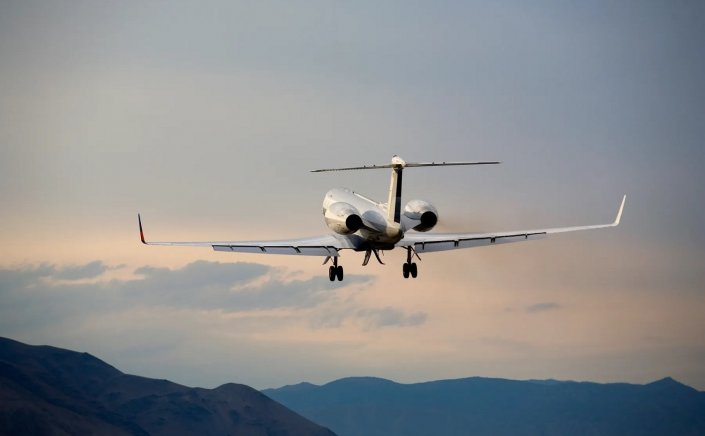 Turbulence on a plane - should I be worried? Τι πρέπει να γνωρίζουν οι επιβάτες για τις αναταράξεις στα καλοκαιρινά ταξίδια!!