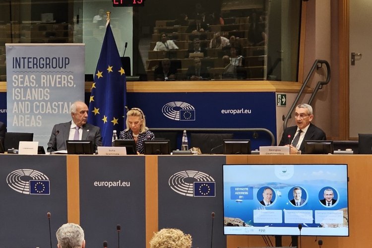 Aegean Islands – G. Hatzimarkos: Ο Περιφερειάρχης Ν. Αιγαίου, ομιλητής στο Ευρωπαϊκό Κοινοβούλιο σε εκδήλωση αφιερωμένη στα ευρωπαϊκά νησιά