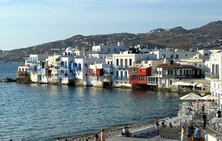 The Island of Mykonos Throughout the Millennia