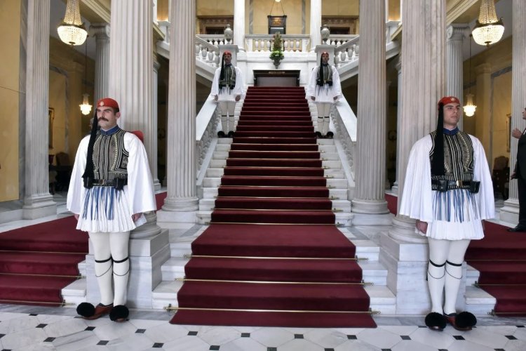 51st Anniversary of Restoration of Democracy: Σε κλίμα πόλωσης η φετινή δεξίωση για την αποκατάσταση της Δημοκρατίας - Ποιοι θα απουσιάζουν από το Προεδρικό Μέγαρο