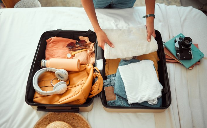 Long-haul Flight More Comfortable: Για Μεγάλες Πτήσεις με Αεροπλάνο, βάλτε μια Μπάλα Τένις στις Χειραποσκευές σας!!