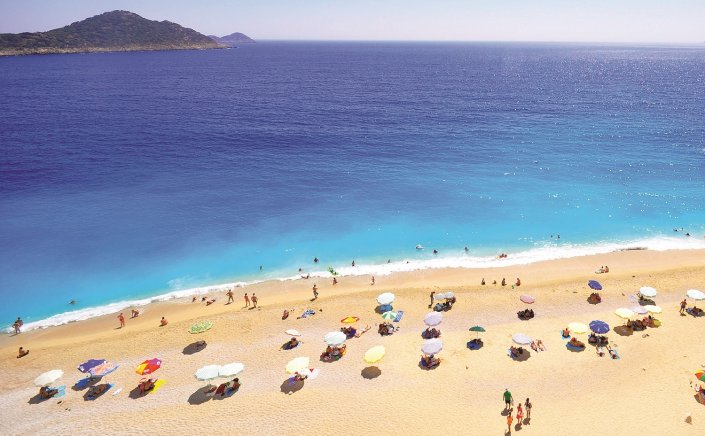 Sun, sea and overcrowded sands: Οι αρνητικές κριτικές για Παραλίες στην Ευρώπη & Πώς βαθμολογούνται οι Ελληνικές Παραλίες!!