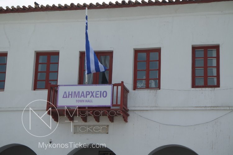 Mykonos: Ο Χρήστος Βερώνης εμπιστεύεται ξανά τους 7 Αντιδημάρχους για τη «χρονιά των μεγάλων έργων»
