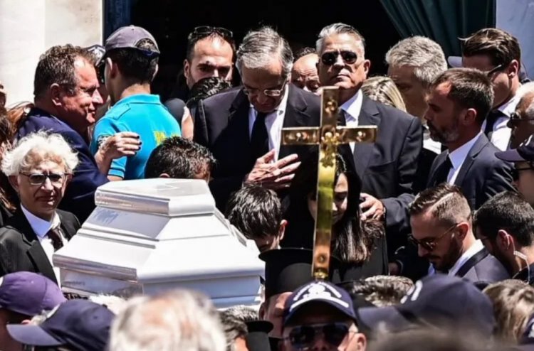 Funeral held for Lena Samaras, daughter of former Greek prime minister