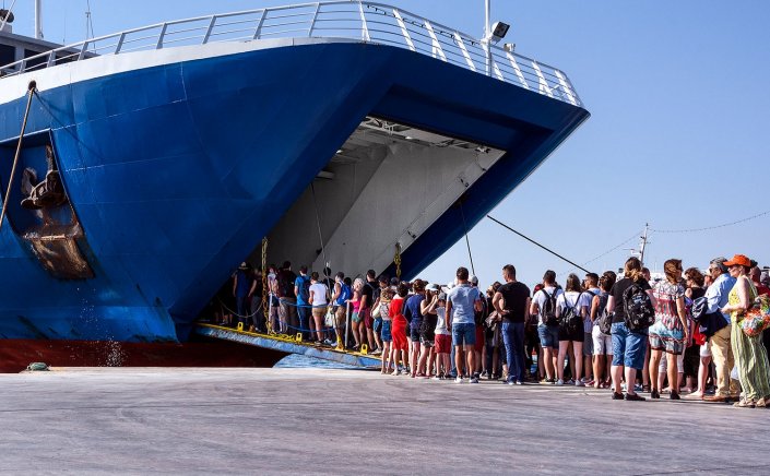Ferry Routes: Σε κρίσιμη καμπή η «πράσινη μετάβαση» της ακτοπλοΐας - Οι πόροι παραμένουν “κλειδωμένοι”