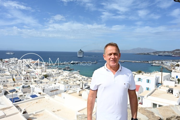 Xpήστos Bεpώvηs: Κάνουμε την Mύκovo Πρώτη Ξανά! Με τις σωστές επιλογές και τον τολμηρό σχεδιασμό του Δήμου οι Μυκονιάτες δικαιούνται ξανά να αισιοδοξούν και να ελπίζουν 