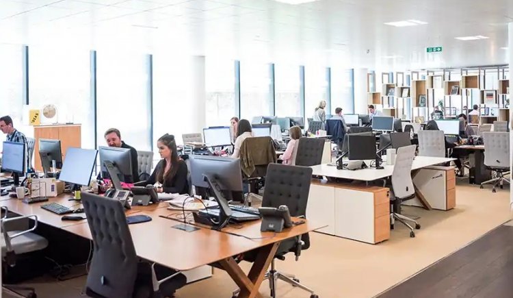 Civil servants: Ερχονται διπλή αύξηση στους μισθούς και φοροελαφρύνσεις των δημοσίων υπαλλήλων