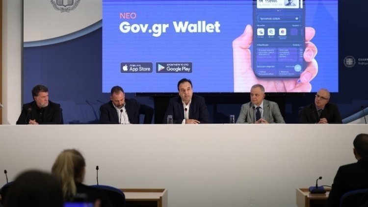 Digital Governance Min presents updated Gov.gr Wallet with new features to serve citizens