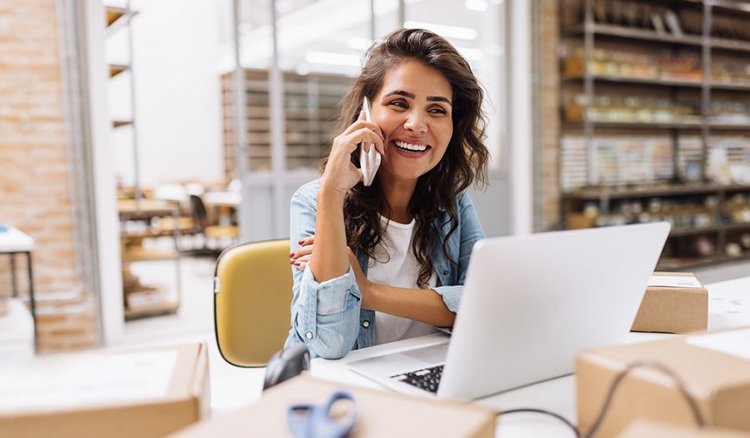 Insurance contributions for freelancers: Επανεξετάζεται ο υπολογισμός αύξησης εισφορών των ελεύθερων επαγγελματιών