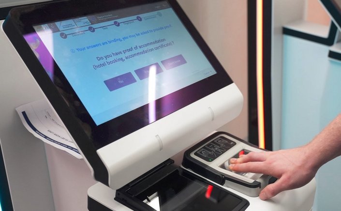 Europe’s new biometric border checks:Τα ταξίδια στην ΕΕ αλλάζουν!! Νέοι βιομετρικοί έλεγχοι στα σύνορα της Ευρώπης!! Τι πρέπει να γνωρίζουν οι ταξιδιώτες από χώρες εκτός ΕΕ; [Theguardian]