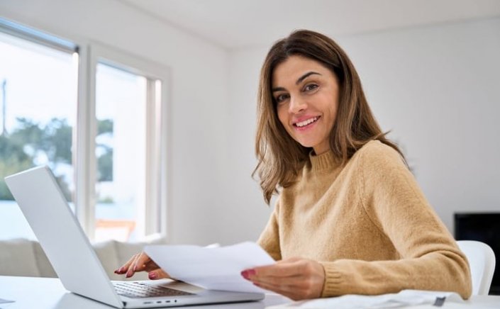 Social security contributions - Ασφαλιστικές εισφορές: Τι αλλάζει με την θέσπιση του δείκτη εξέλιξης των μισθών